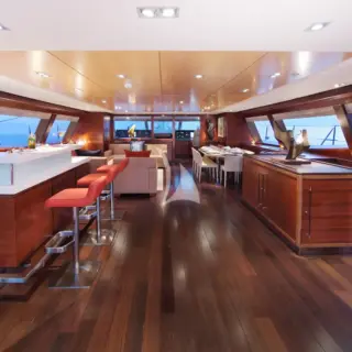 Bar and saloon