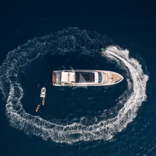 H&CO - Image 4