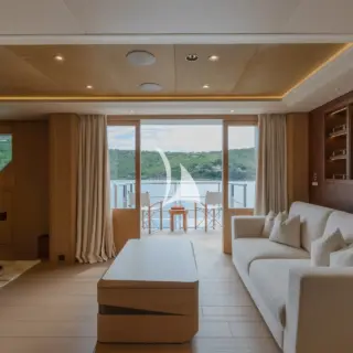 Master Lounge Area