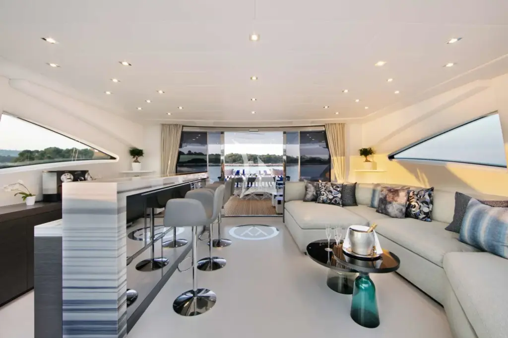 VENI VIDI VICI - Salon