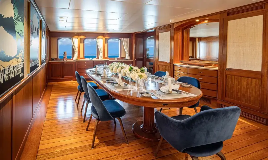 ASTERIA - Dining Room