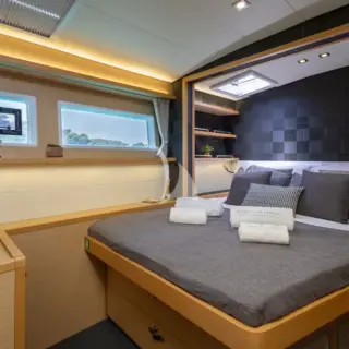 Double Cabin