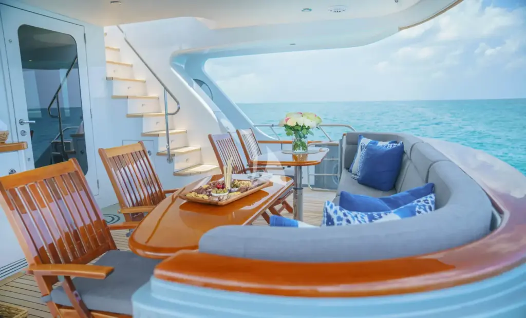 LADY VICTORY - Image 2