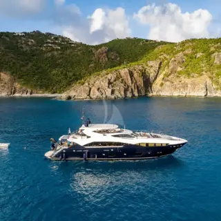 EVEREAST at anchor