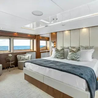 Main Deck Master stateroom