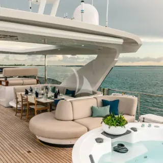Flybridge