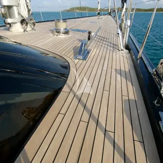 Forward deck