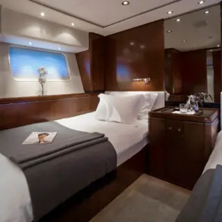 Twin cabin