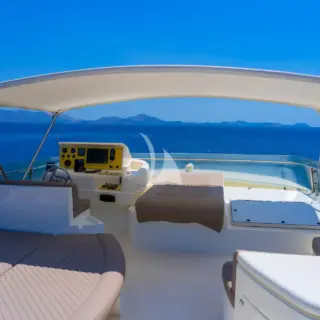 Sundeck bimini