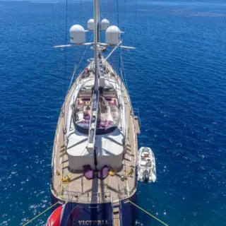 Victoria A - Image 16