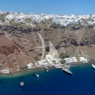 Victoria A - Image 12