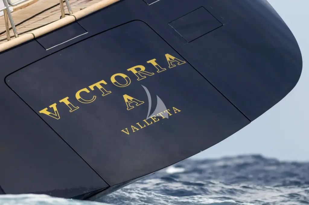 Victoria A - Image 5