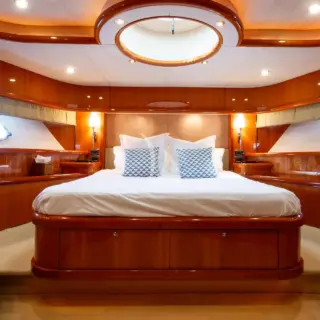 M/Y LADY YOUSRA VIP Cabin
