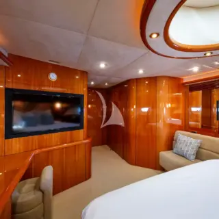 M/Y LADY YOUSRA VIP Cabin