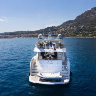 M/Y LADY YOUSRA Aft deck