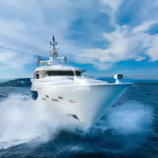 O'Lion cruising