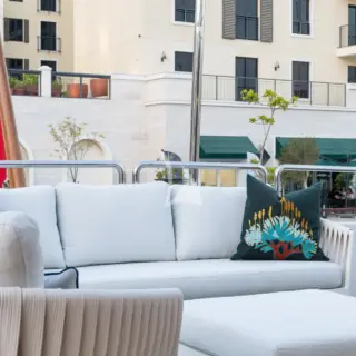 UPPER DECK SEATING AREA