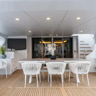 UPPER DECK AFT ALFRESCO DINING AREA