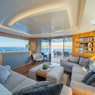 Main Deck Salon