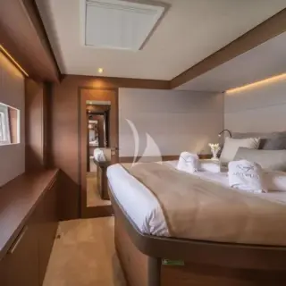 Double Cabin