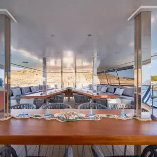 Exterior Dining