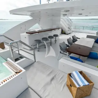 ROMEO FOXTROT - Sun deck