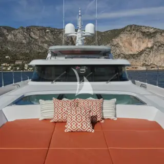 Sun pads on foredeck