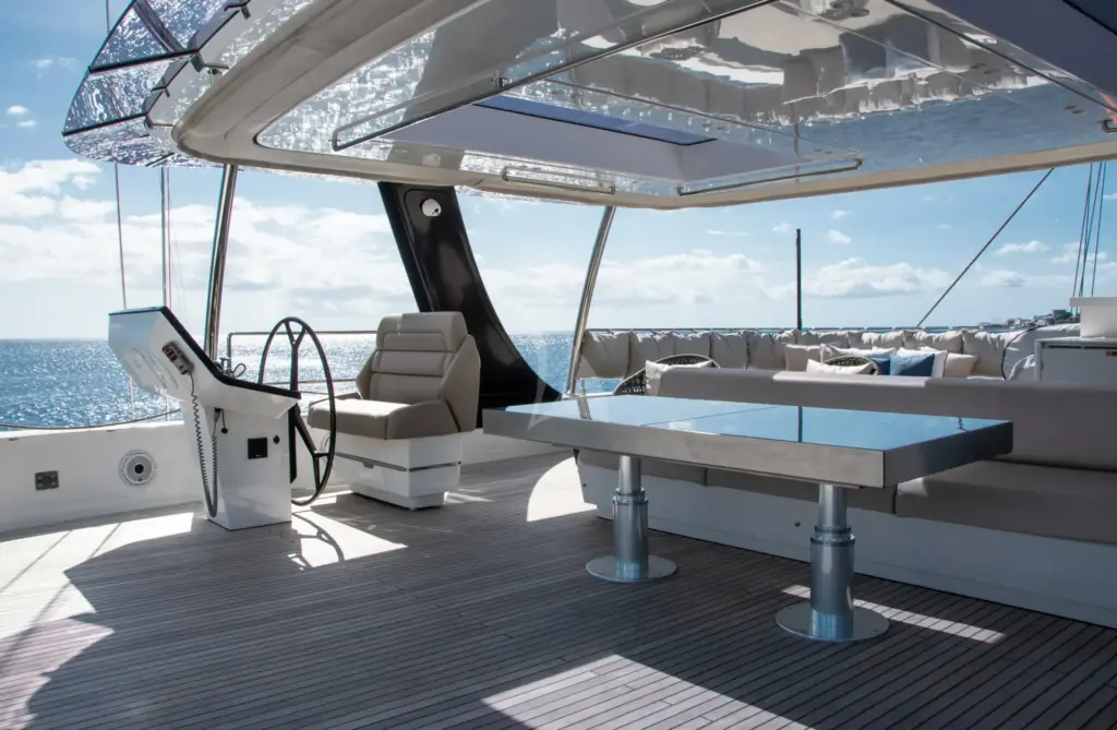 TURKISH DELIGHT - Flybridge