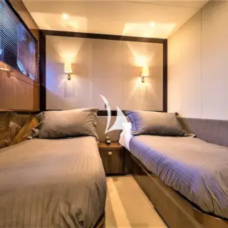 Twin cabin 2