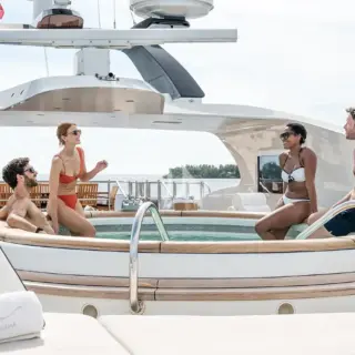 Sundeck Jacuzzi