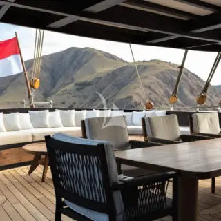 Main Deck - Exteriors