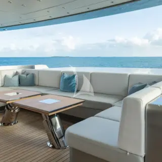 Main deck aft