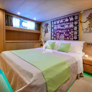 Vip Cabin