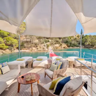 RARE DIAMOND - Upper deck shade