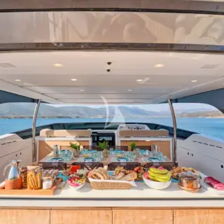 Upper deck forward view