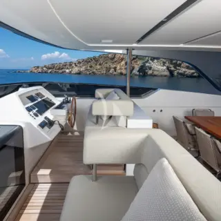Flybridge