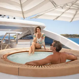 Sundeck Jacuzzi