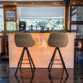 Long Island - Image 21