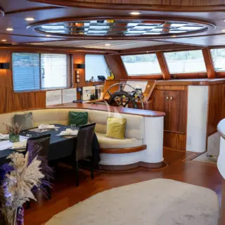 Nevra Queen - Image 20