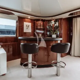 Salon area