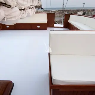 Upper Deck