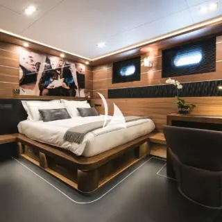 Lower deck port double cabin