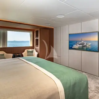 RISING DAWN Master Stateroom