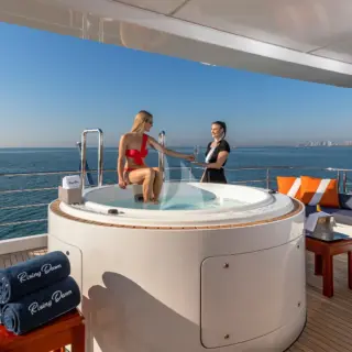 RISING DAWN Sky Deck Aft