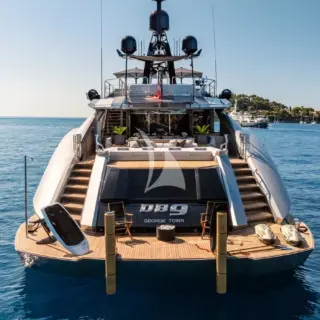 DB9 - Image 14