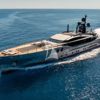 DB9 - Image 3
