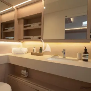 KAJIKIA guests bathroom