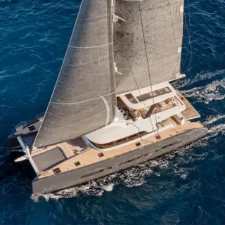 Lagoon 77 sistership sailing