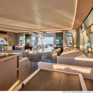 Sistership saloon