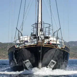 Cruising bow